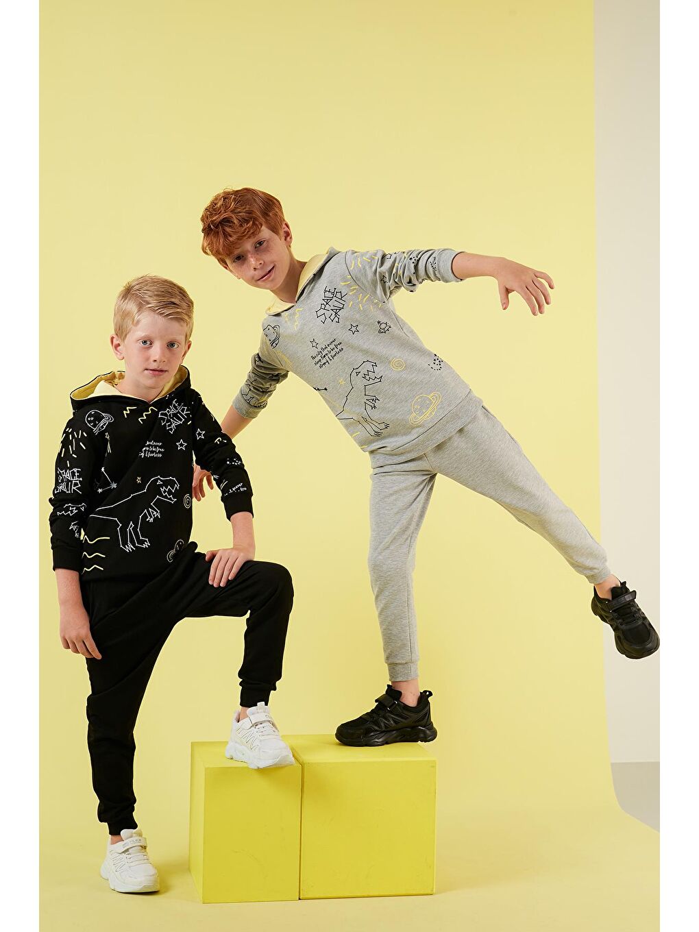 Gri Desenli Kapüşonlu Cepli % 100 Pamuk Spor Takım 59215422