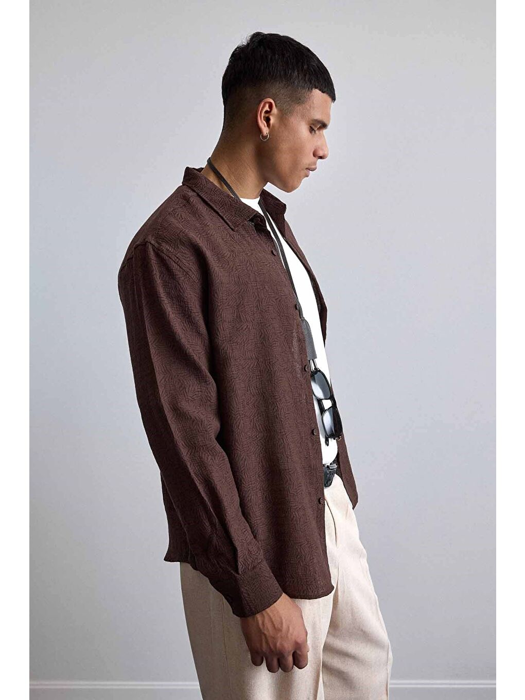 Erkek Oversize Jakarlı Desenli Uzun Kollu Gömlek Kahverengi-5