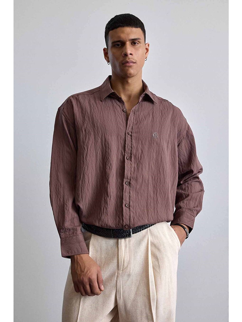 Erkek Relaxed Fit Uzun Kollu Dokulu Gömlek Kahverengi-4