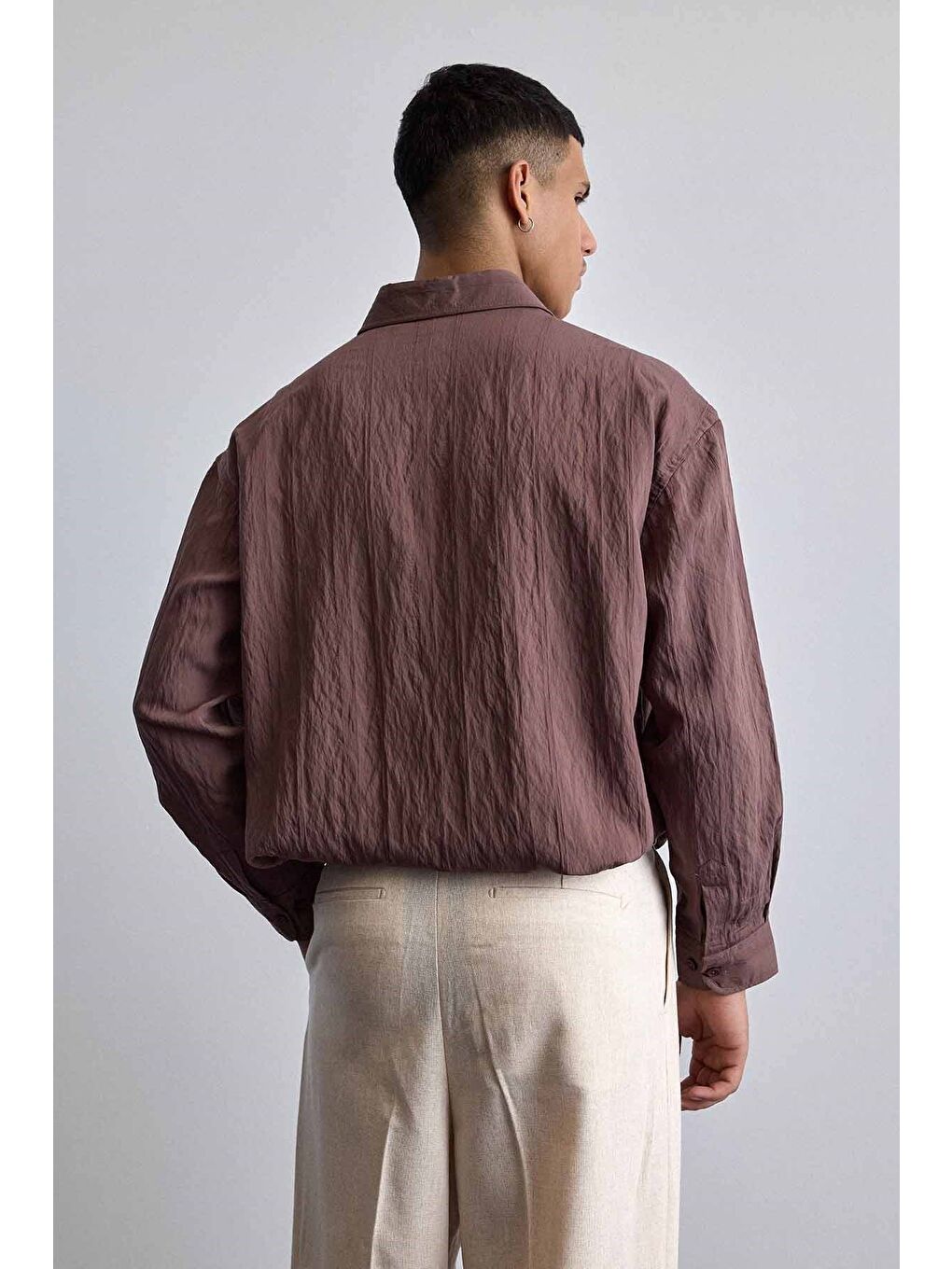 Erkek Relaxed Fit Uzun Kollu Dokulu Gömlek Kahverengi-6