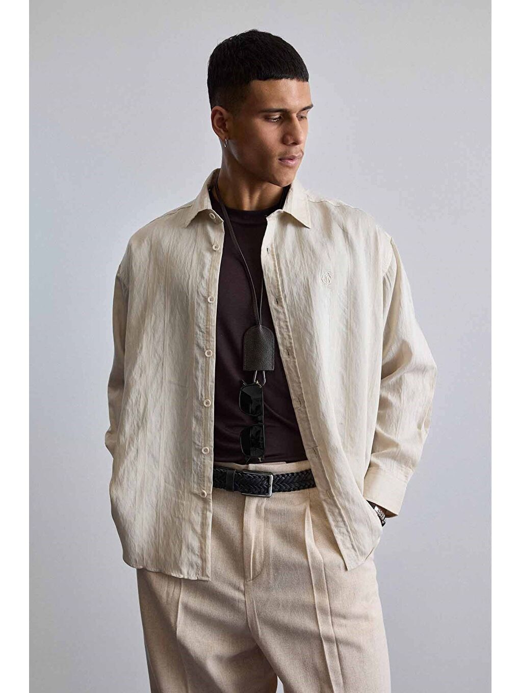 Erkek Relaxed Fit Uzun Kollu Dokulu Gömlek Bej-2