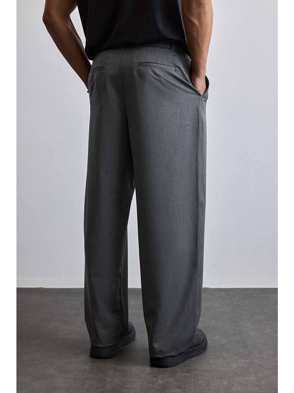 Erkek Smart Casual Bol Paça Relaxed Fit Pantolon Gri-4