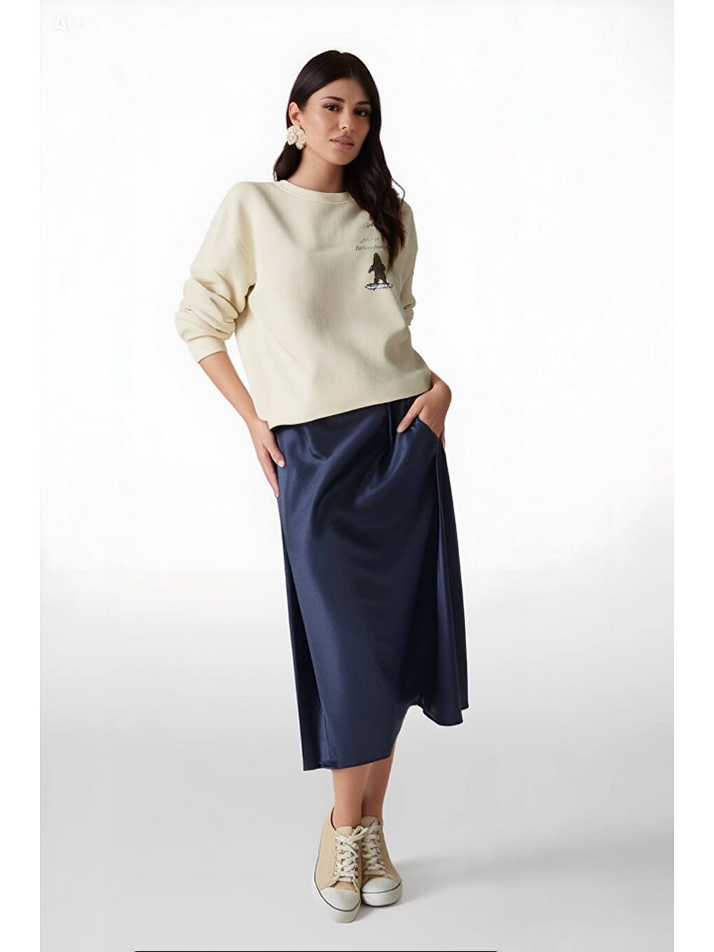 Kadın Lacivert Saten Yüzeyli Beli Lastikli Midi Boy Etek Hzl23s-bd1101471