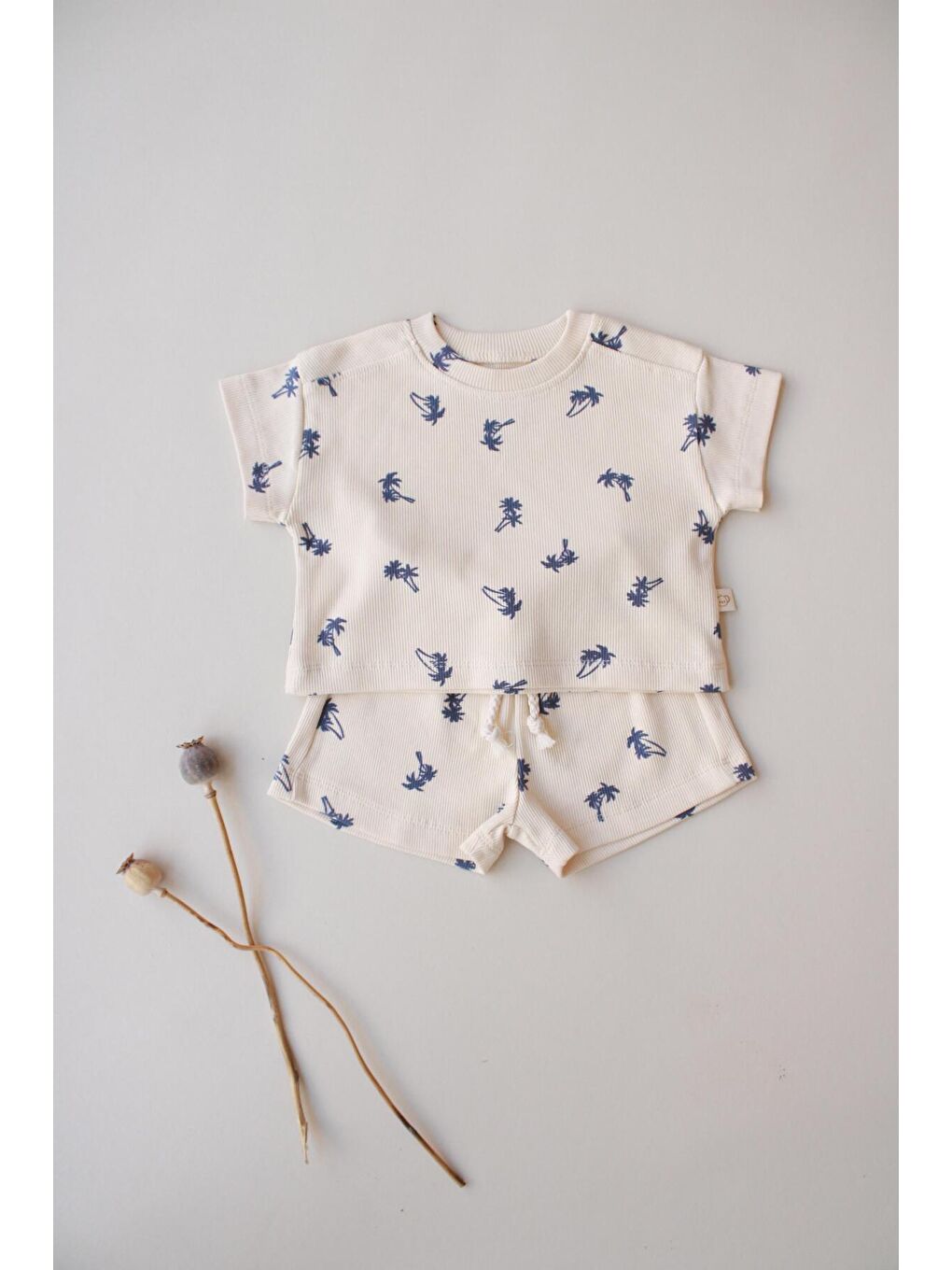 Ekru Palmiye Desen Kaşkorse Şortlu Takım-7