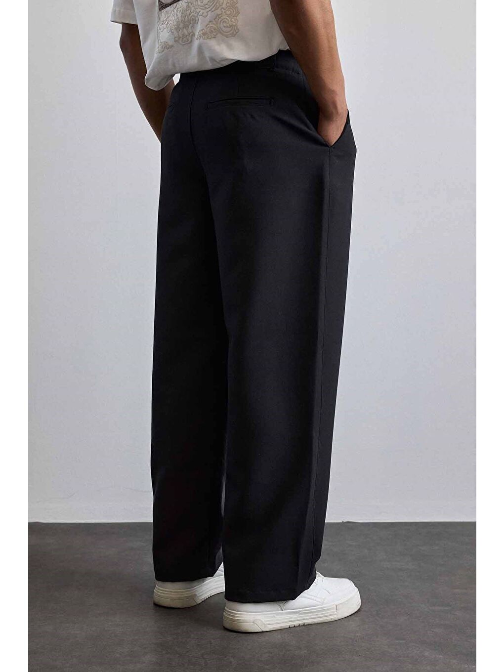Erkek Smart Casual Bol Paça Relaxed Fit Pantolon Siyah-4