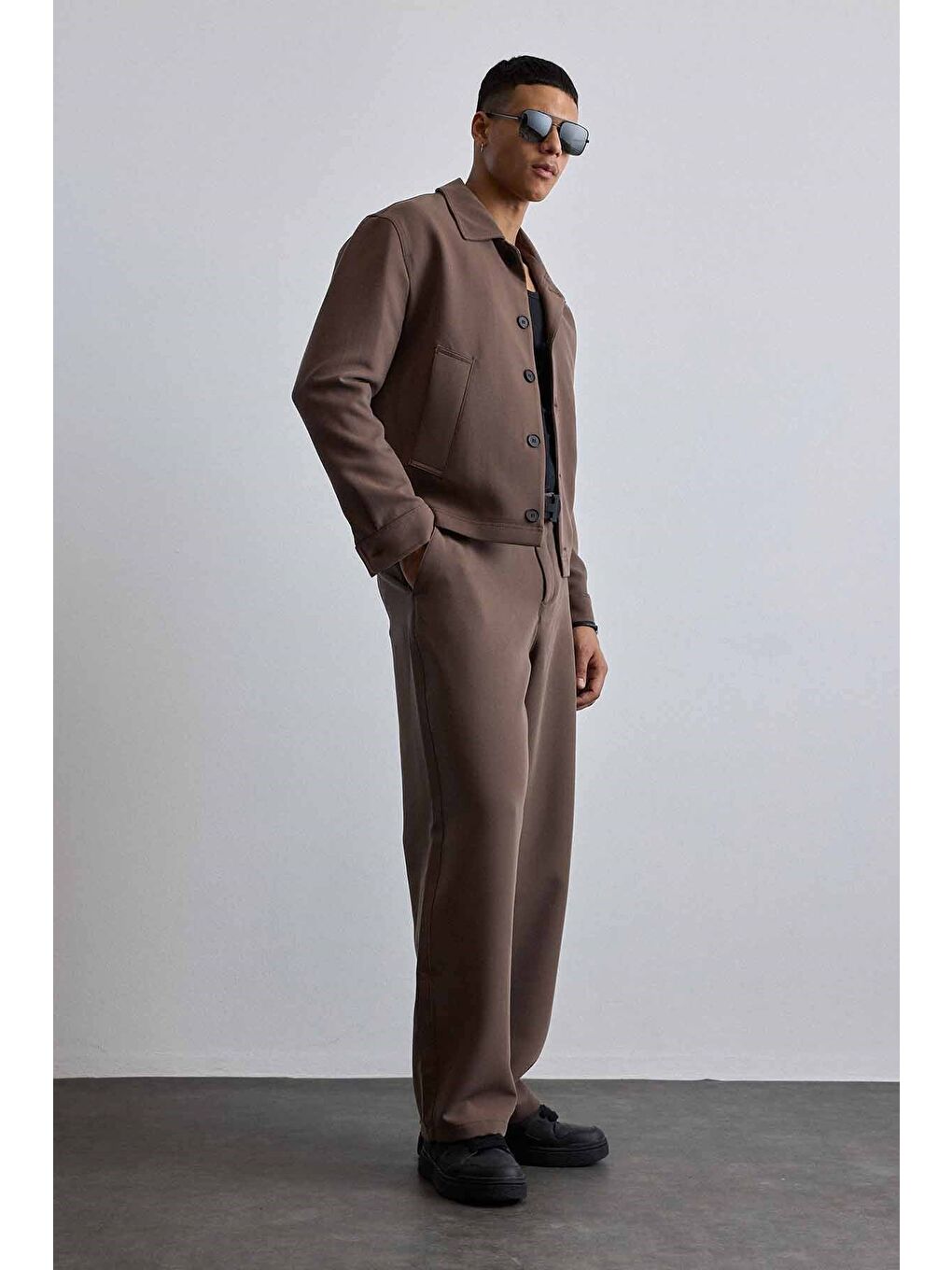 Erkek Smart Casual Bol Paça Relaxed Fit Pantolon Kahverengi-6