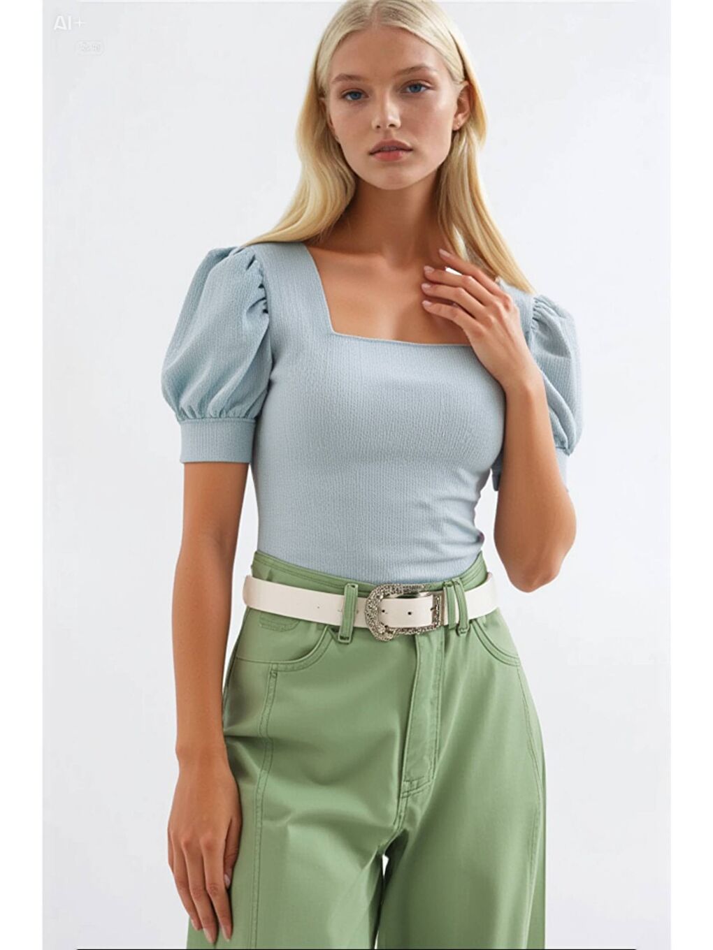 Kadın Açık Mavi Kare Yaka Örme Bluz HZL22W-BD104091-1