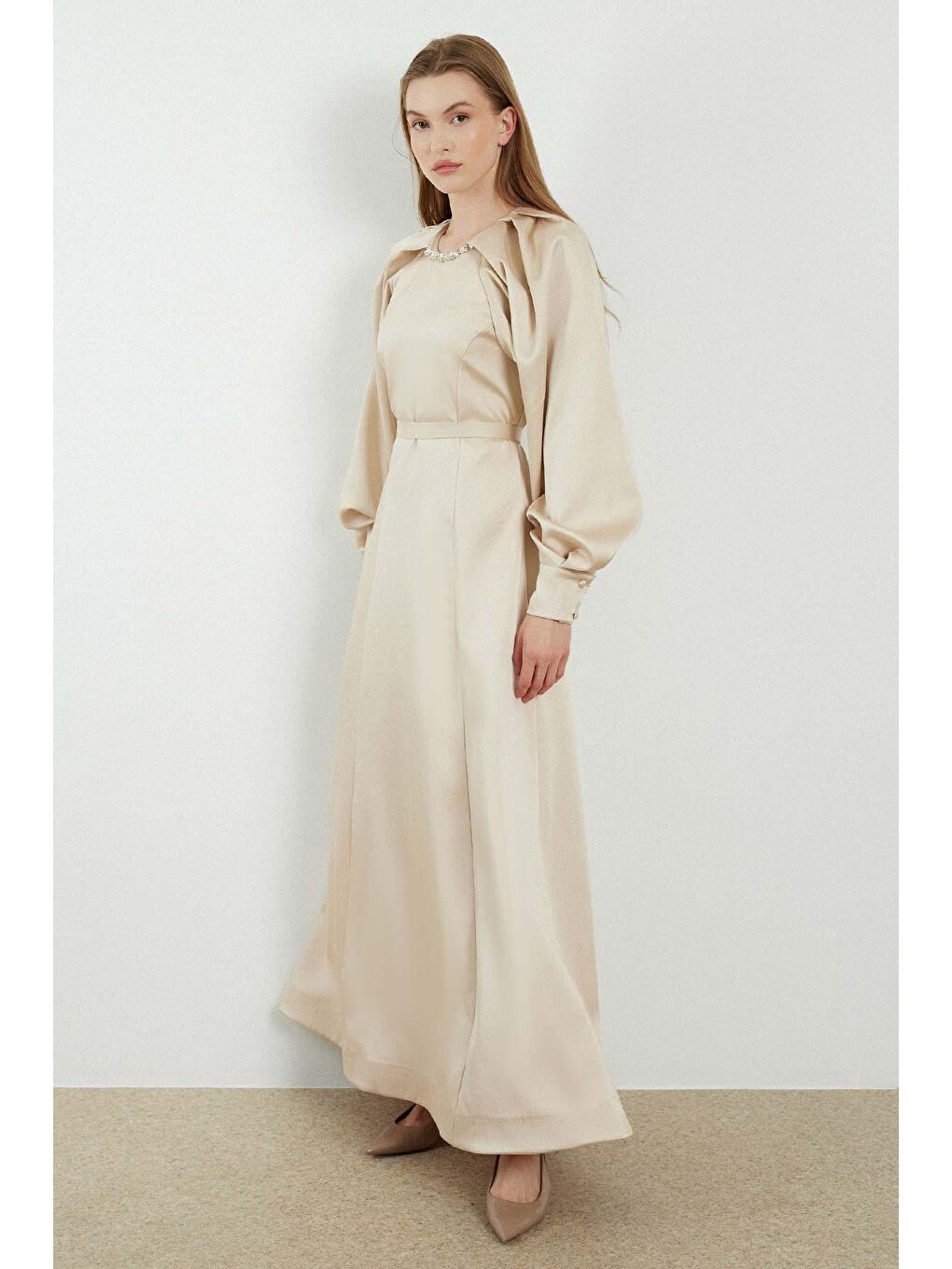 Yakası Taş İşlemeli Elbise - Bej-2