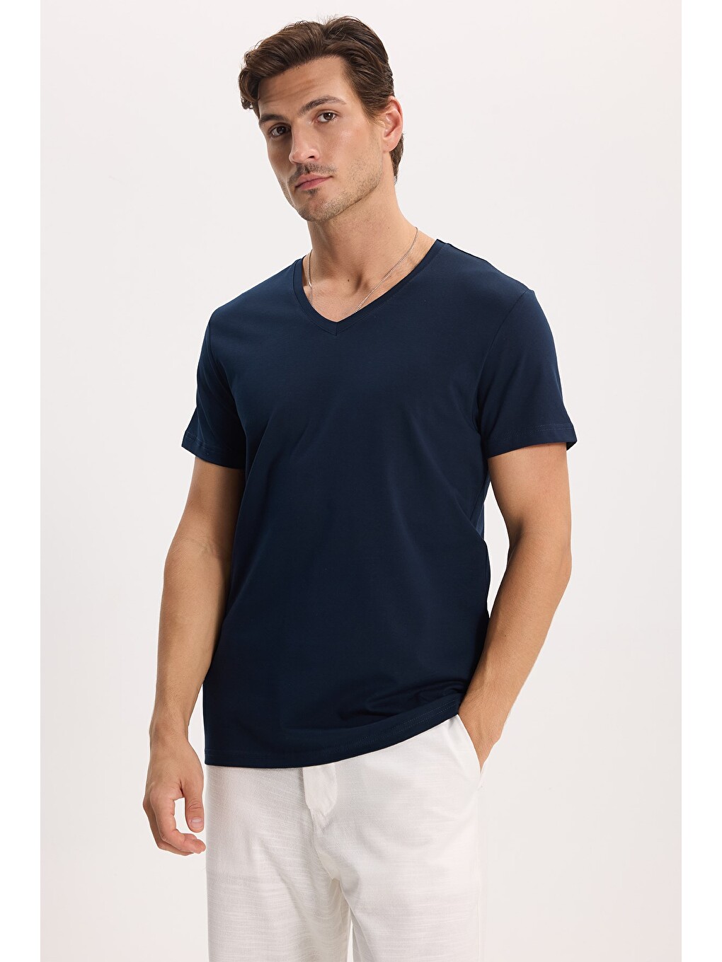 Slim Fit V Yaka Düz Basıc Kısa Kol Lacivert Tişört-4