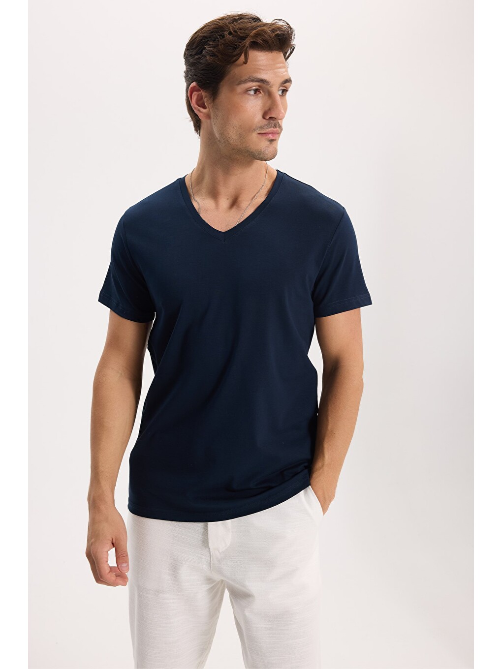 Slim Fit V Yaka Düz Basıc Kısa Kol Lacivert Tişört-6