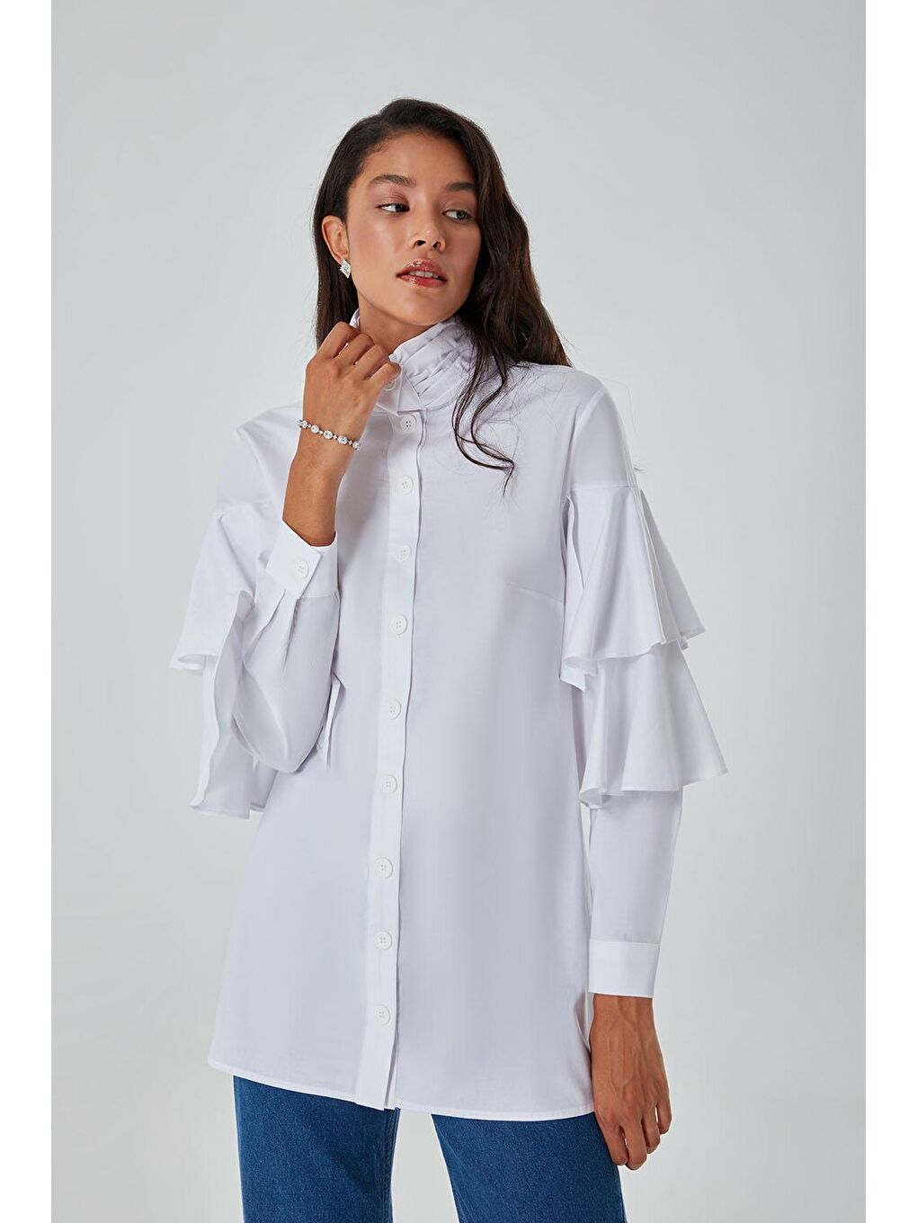 Fırfır Detaylı Beyaz Gömlek-1