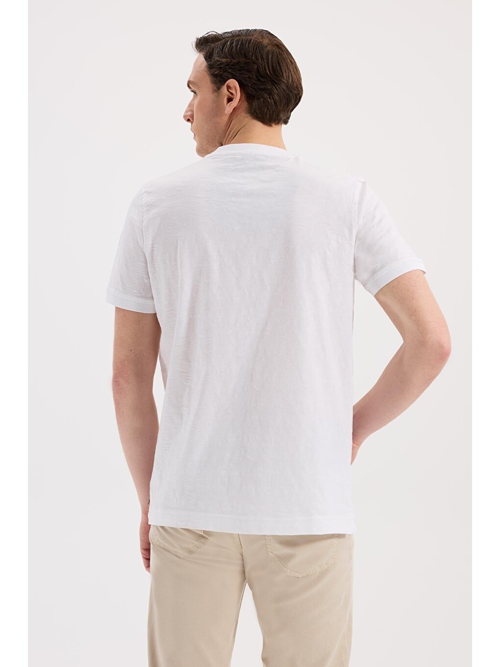 Beyaz Slim Fit Bisiklet Yaka Desenli %100 Pamuk Tişört-3