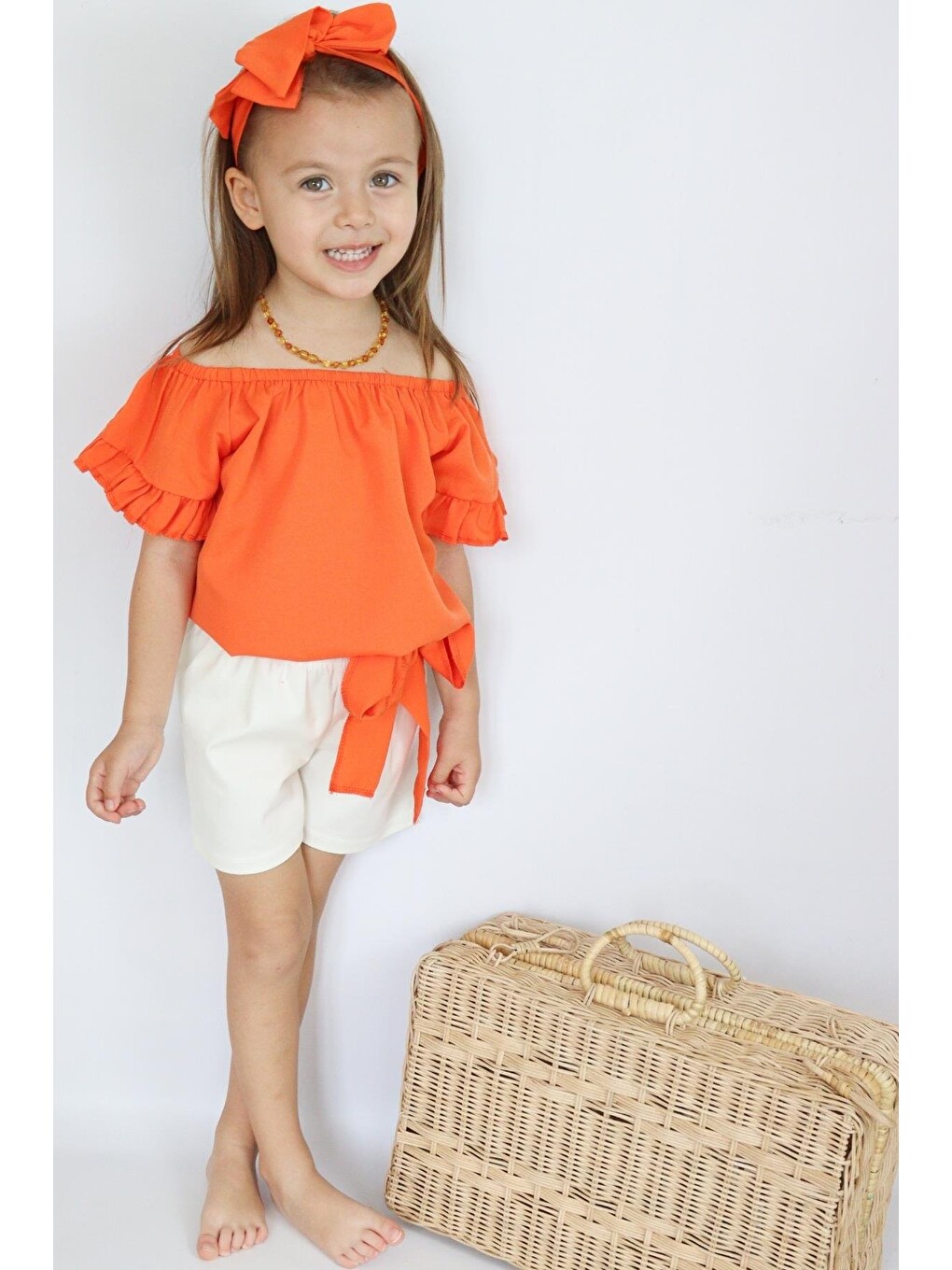 Kız Bebek Sunny Turuncu Madonna Yaka Şortlu Bandana Alt Üst Takım-4
