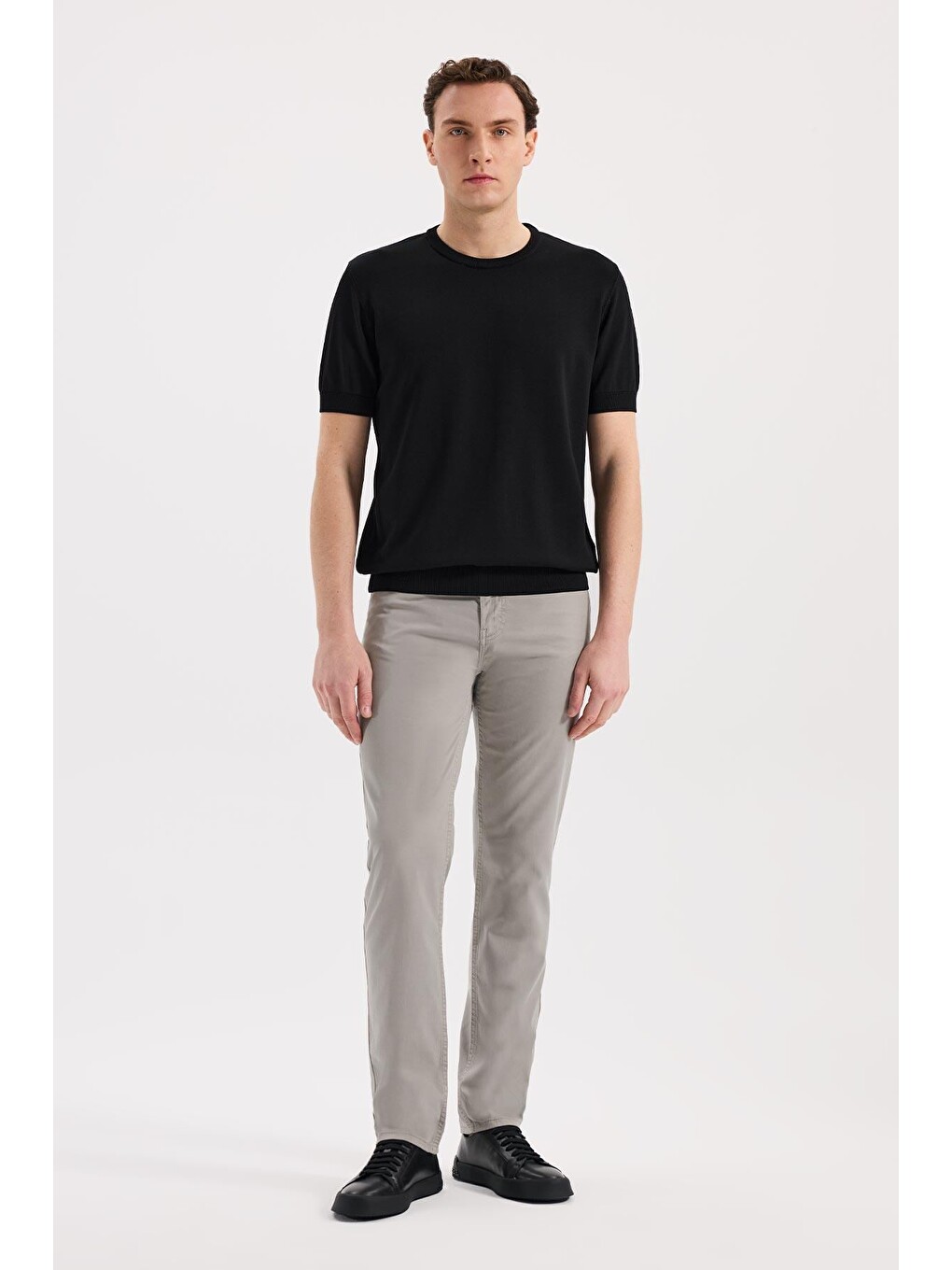 Siyah Slim Fit Bisiklet Yaka Rayon Tişört-1