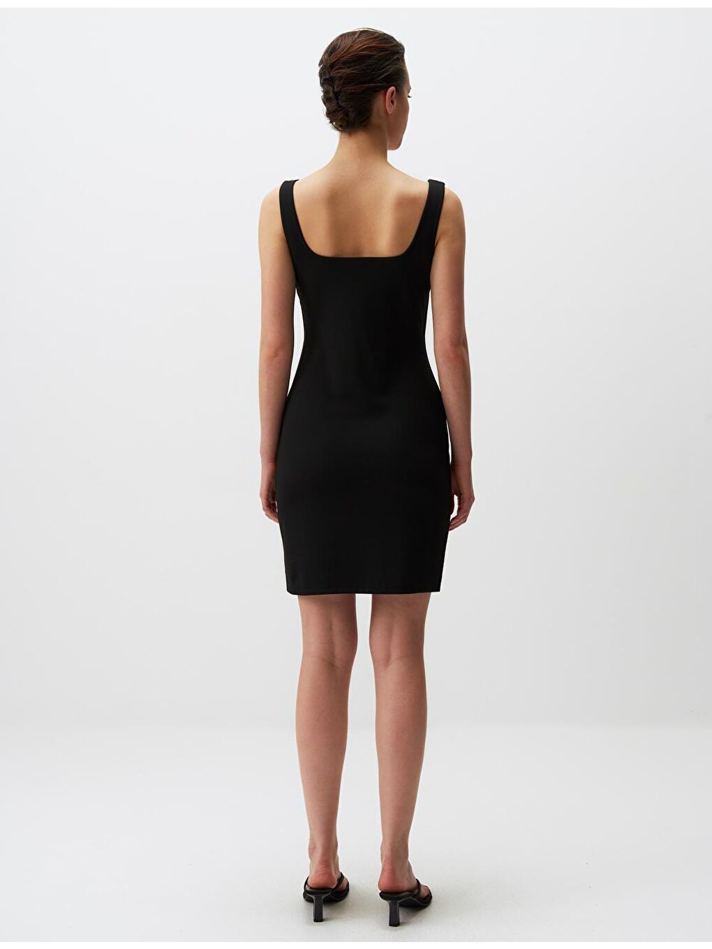 Siyah Askılı Kare Yaka Basic Mini Elbise-5