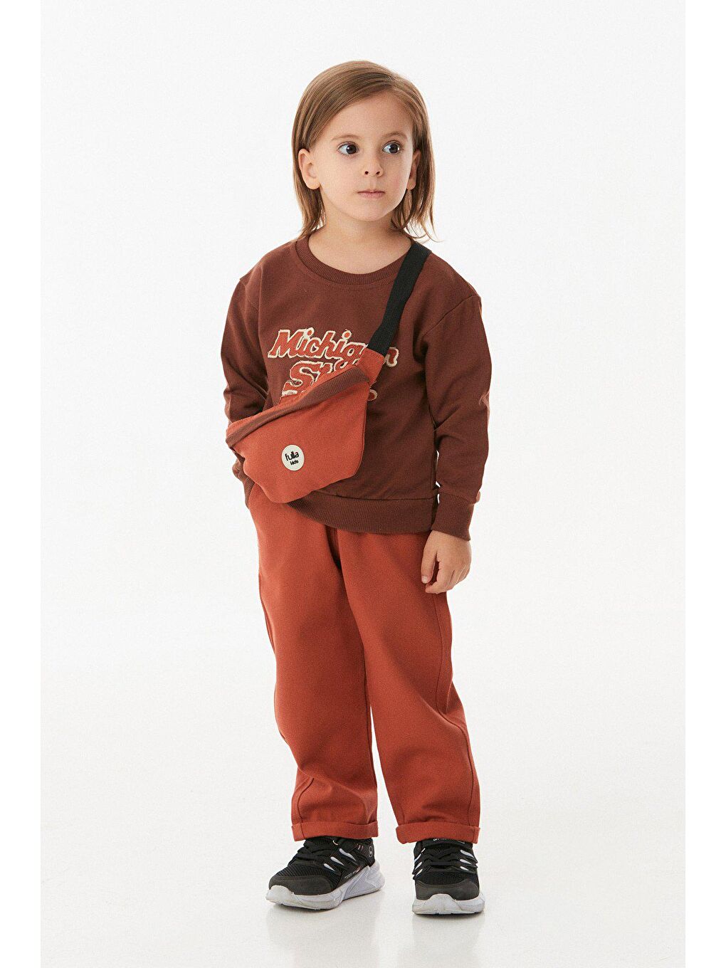 Kahverengi Çanta Aksesuarlı Nakışlı Erkek Çocuk Takım-2