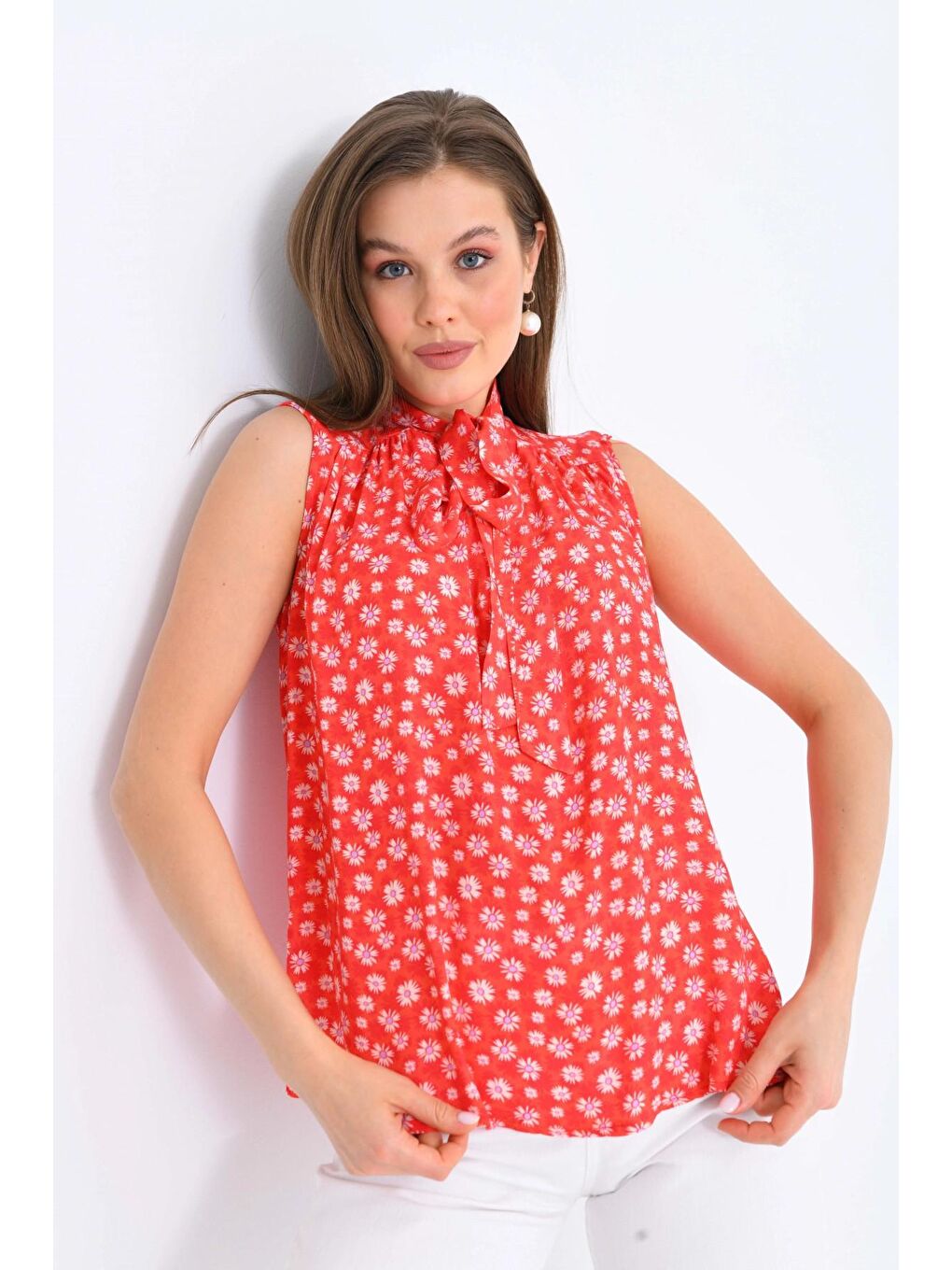 Kolsuz Kırmızı Renk Kadın Bluz-1