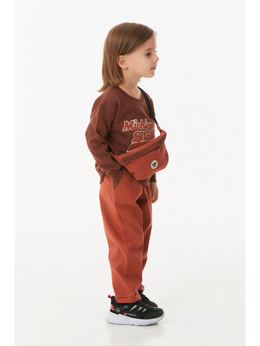 Kahverengi Çanta Aksesuarlı Nakışlı Erkek Çocuk Takım-3