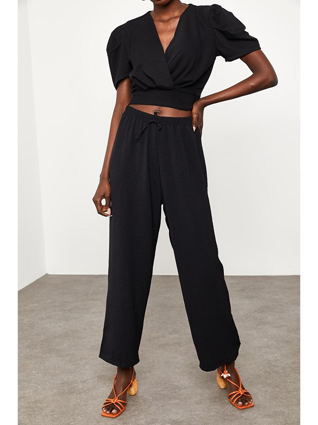 Siyah Salaş Keten Pantolon 2KXK5-45428-02