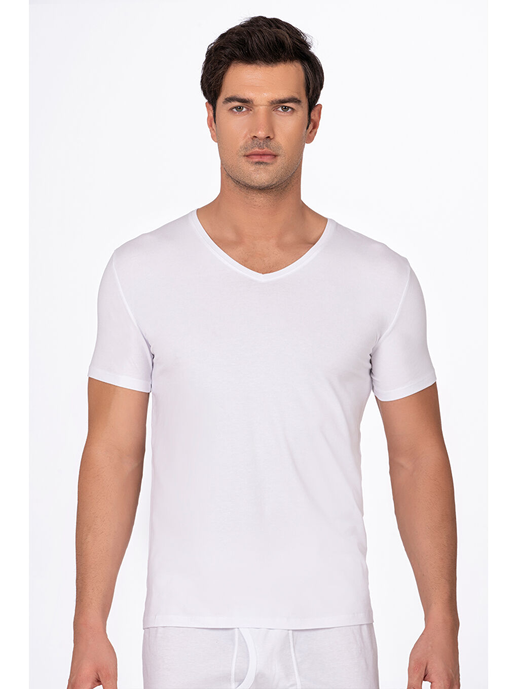 Beyaz Erkek V Yaka Pamuklu Modal Tişört Fanila