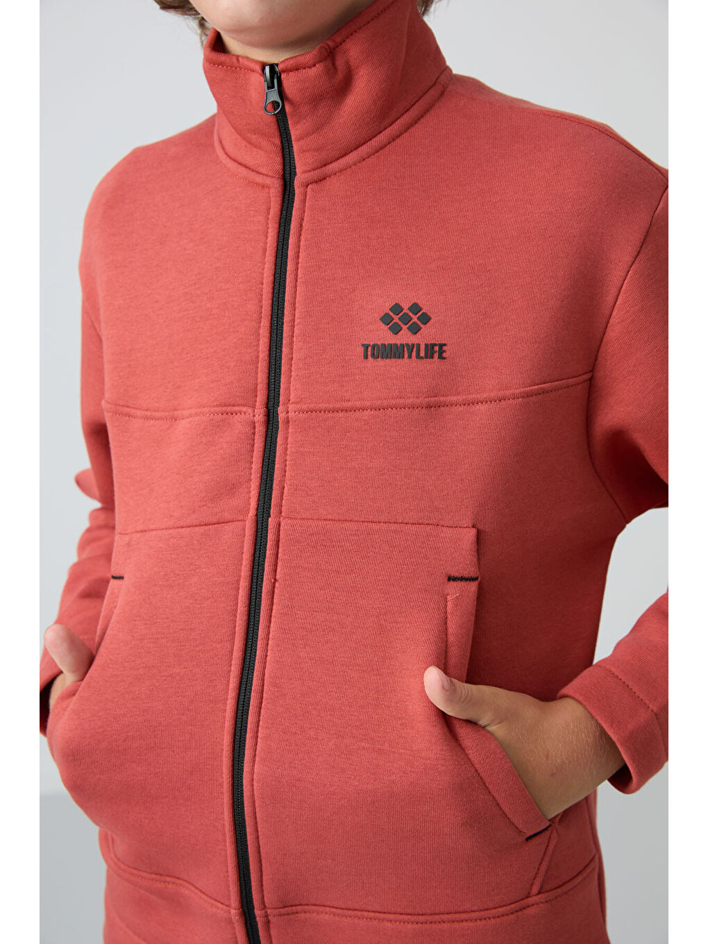 Kahverengi Kiremit Pamuklu Kalın İçi Tüylü Yumuşak Dokulu Standart Fit Nakışlı Erkek Çocuk Sweatshirt - 11245-2