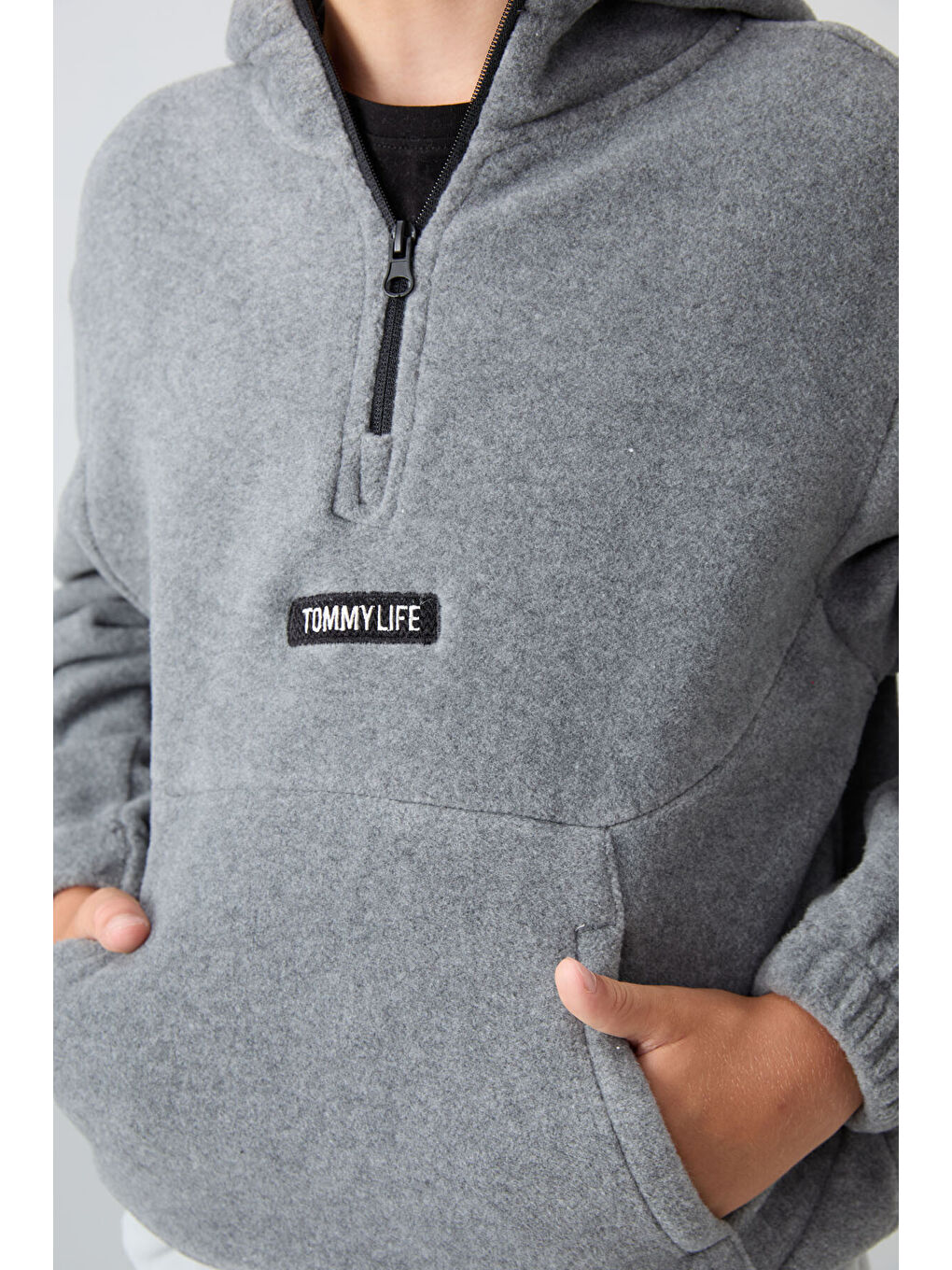 Gri Melanj Kalın Yumuşak Dokulu Standart Fit Nakışlı Polar Erkek Çocuk Sweatshirt - 11230-2