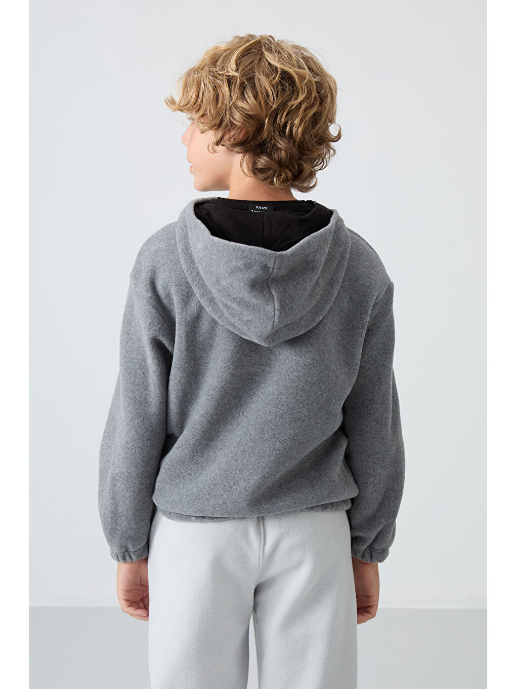 Gri Melanj Kalın Yumuşak Dokulu Standart Fit Nakışlı Polar Erkek Çocuk Sweatshirt - 11230-4