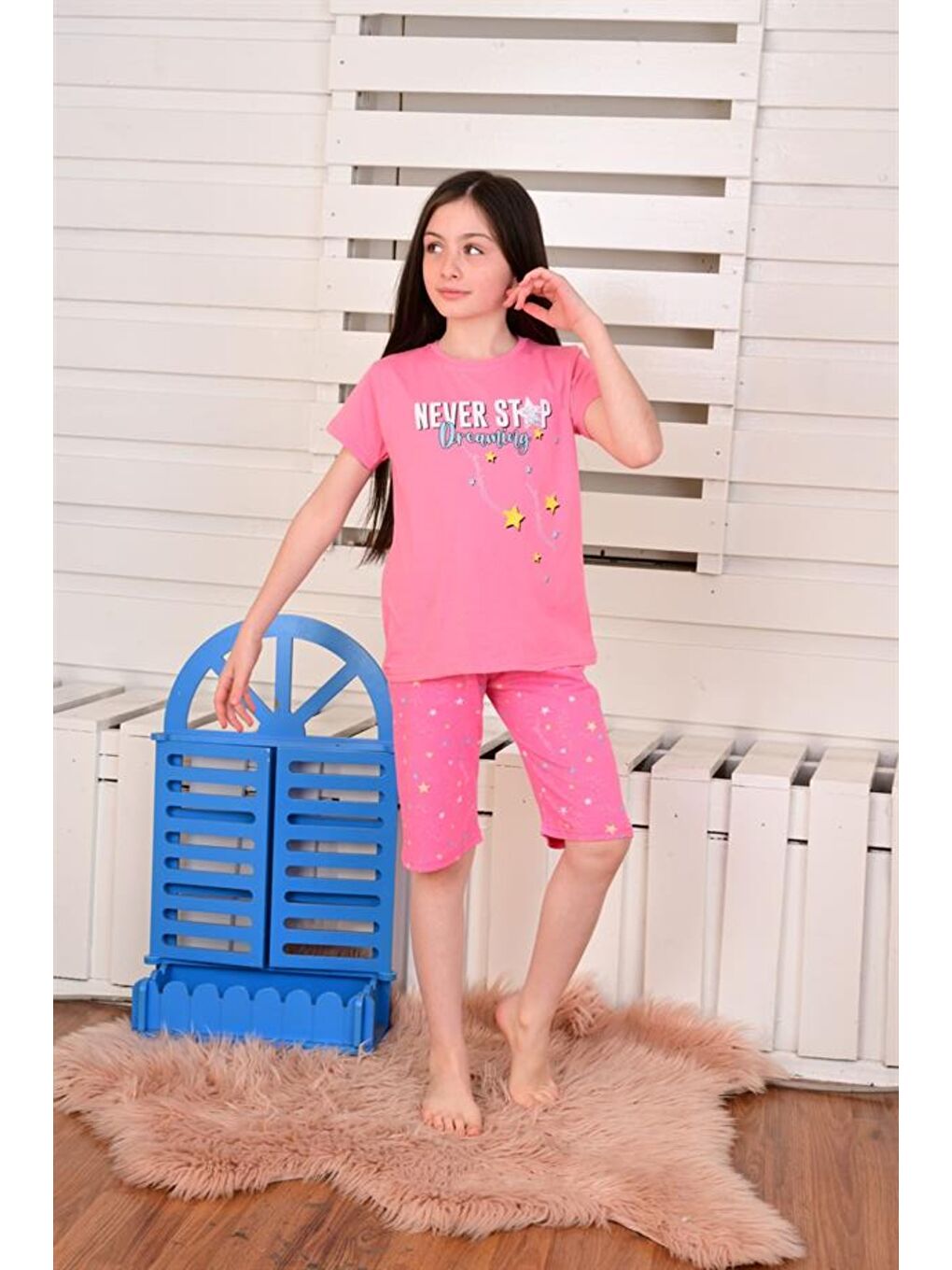 Kız Çocuk Kısa Kolu Kapri Pijama Takımı Never Stop Pembe