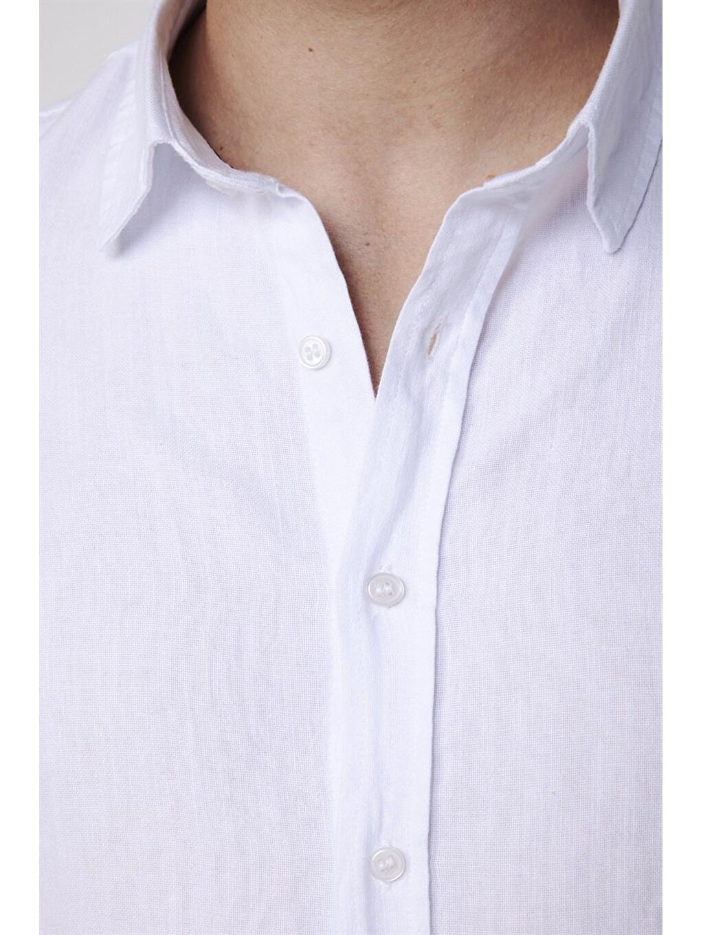 Slim Fit Uzun Kol Keten Efekt Düz Biyeli Beyaz Gömlek-3