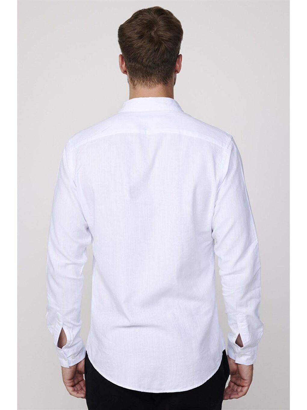 Slim Fit Uzun Kol Keten Efekt Düz Biyeli Beyaz Gömlek-4