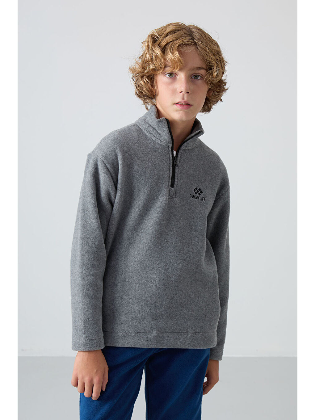 Gri Melanj Kalın Yumuşak Dokulu Standart Fit Nakışlı Polar Erkek Çocuk Sweatshirt - 11221-3