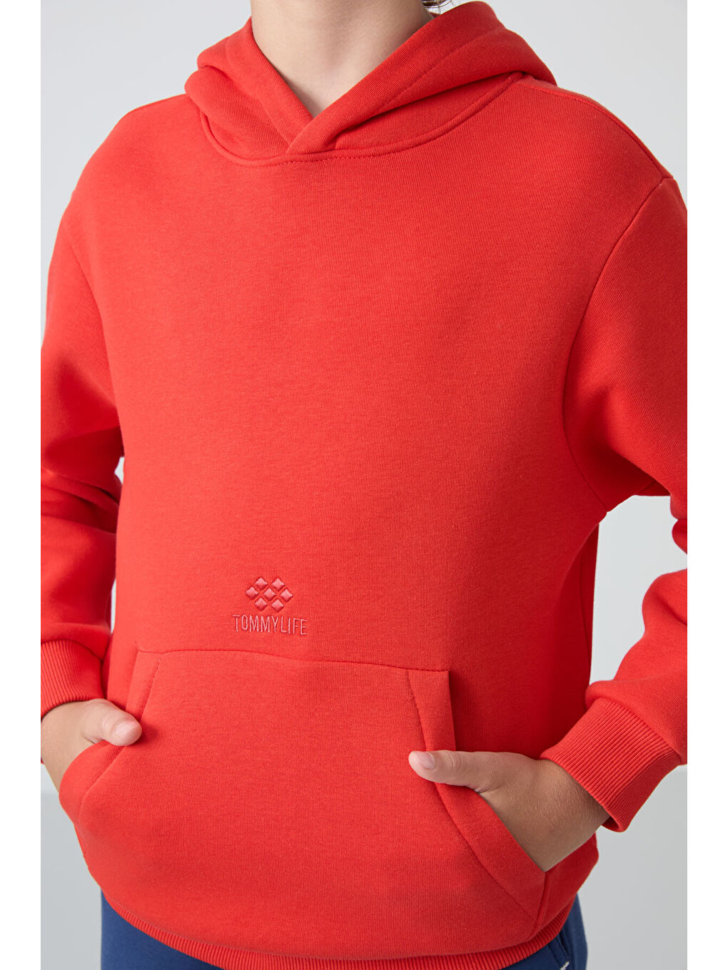 Kırmızı Fiesta Pamuklu Kalın İçi Tüylü Yumuşak Dokulu Standart Fit Baskılı Erkek Çocuk Sweatshirt - 11215-1