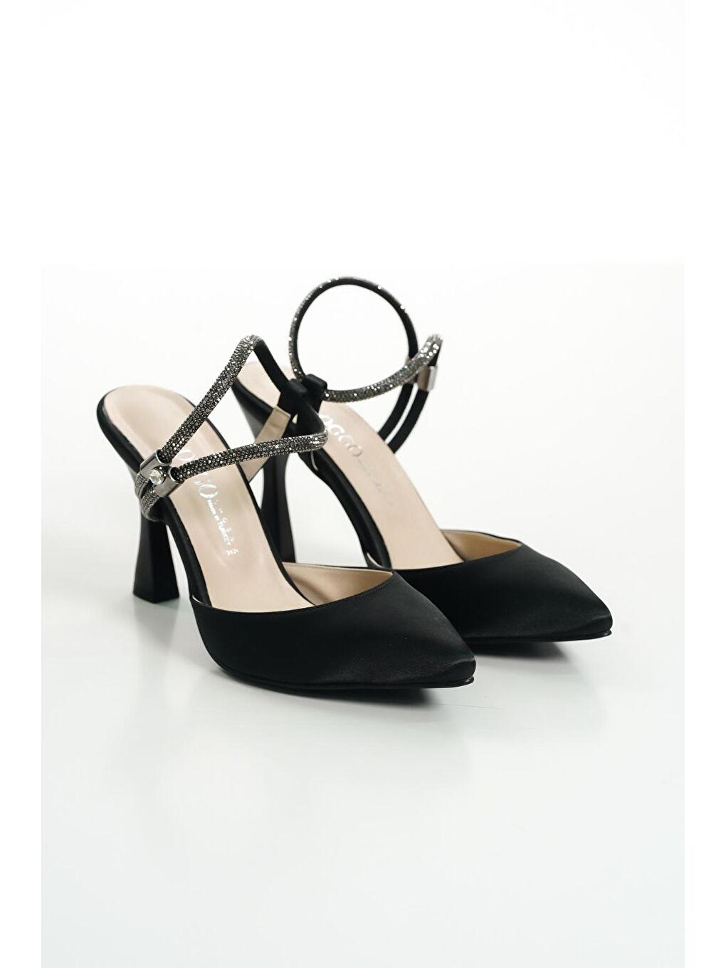 Siyah Saten Taşlı Bilekten Bağlamalı Kadın 9 Cm Topuklu Stiletto Ayakkabı 7088-3