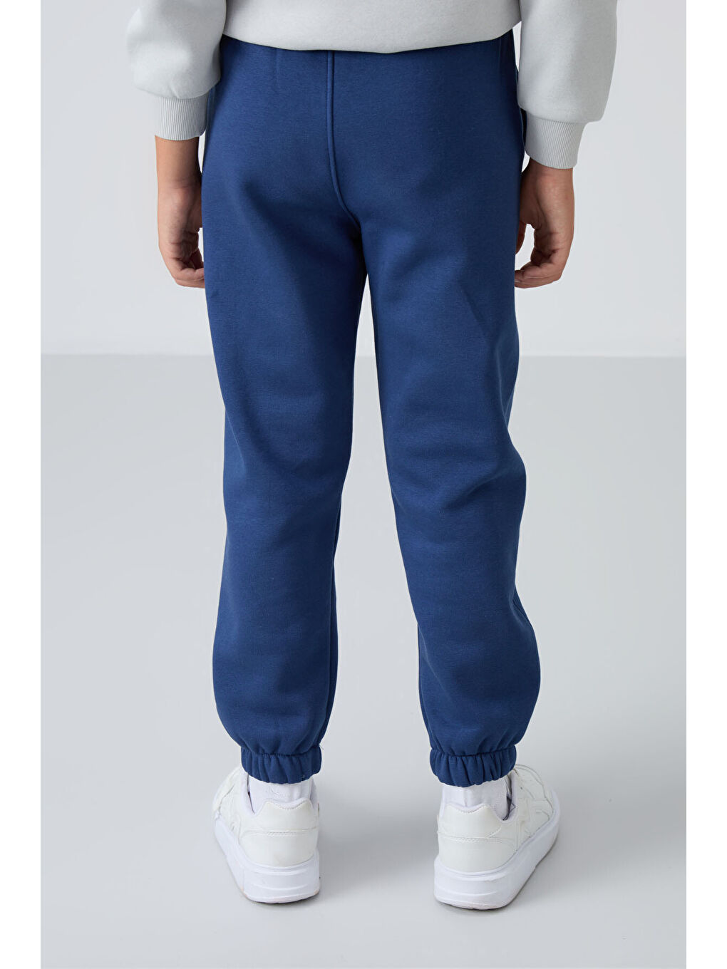 Mavi Parlament Pamuklu Kalın İçi Tüylü Yumuşak Dokulu Standart Fit Baskılı Erkek Çocuk Eşofman Alt - 112-4