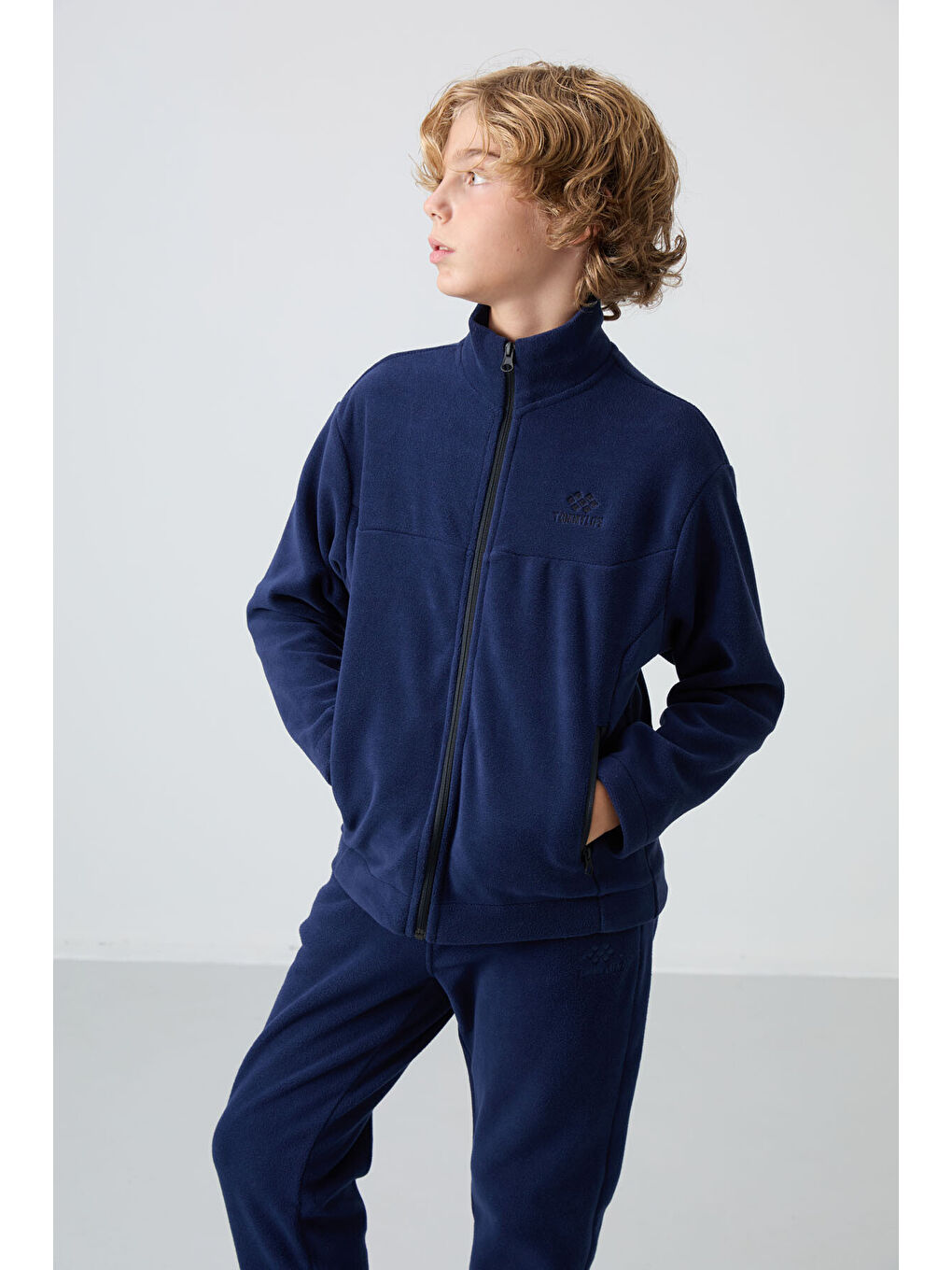 Lacivert Kalın Yumuşak Dokulu Standart Fit Nakışlı Polar Erkek Çocuk Sweatshirt - 11223