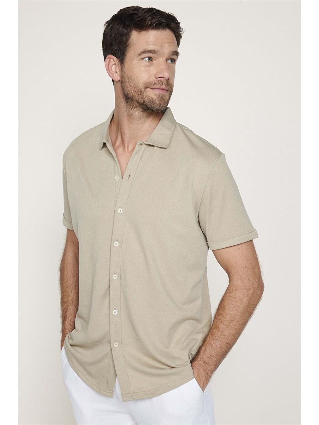 Bej Erkek Slim Fit Kısa Kollu Desenli  Örme Taş Gömlek