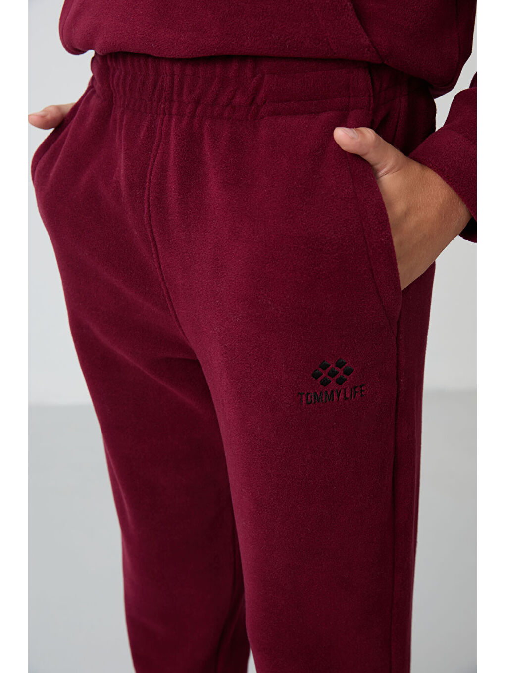 Mor Erguvan Kalın Yumuşak Dokulu Standart Fit Nakışlı Polar Erkek Çocuk Eşofman Takım - 11218-3