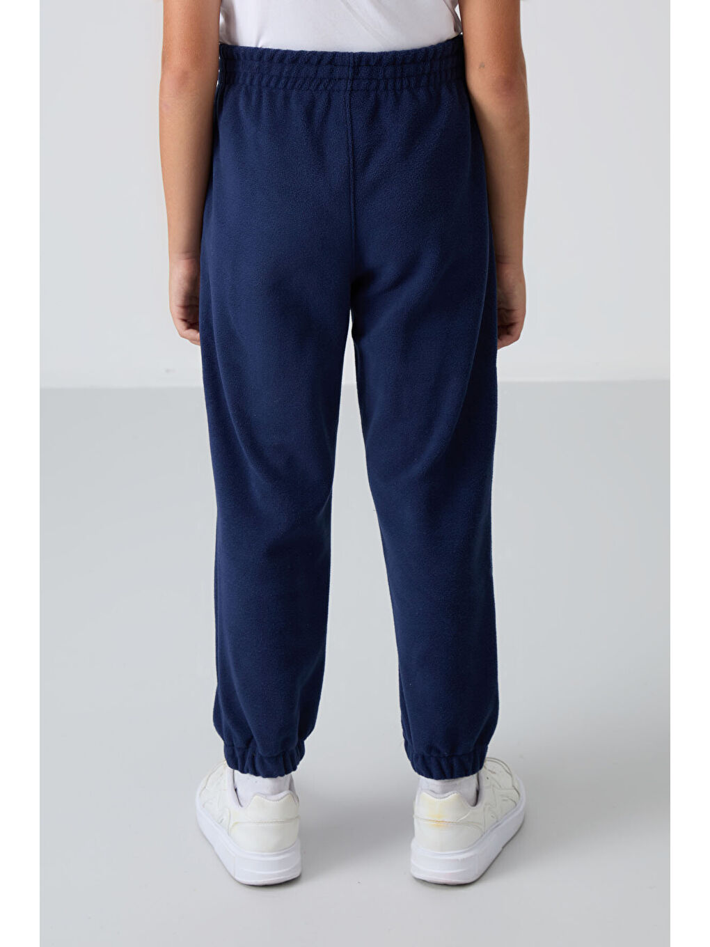 Lacivert Kalın Yumuşak Dokulu Standart Fit Nakışlı Polar Erkek Çocuk Eşofman Alt - 11220-4