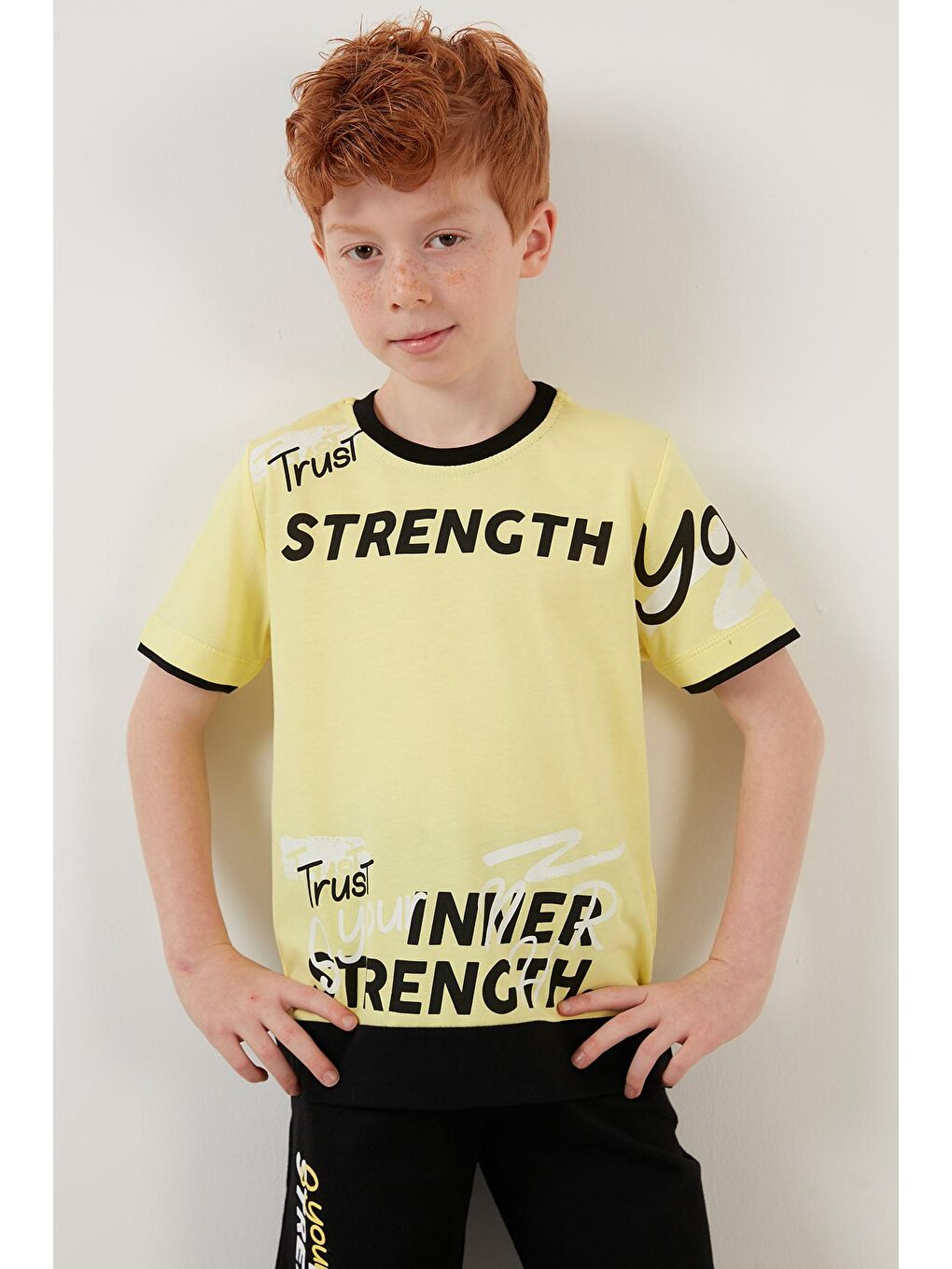 Sarı Baskılı % 100 Pamuk Bisiklet Yaka Şortlu 2'li Takım 6189700-2