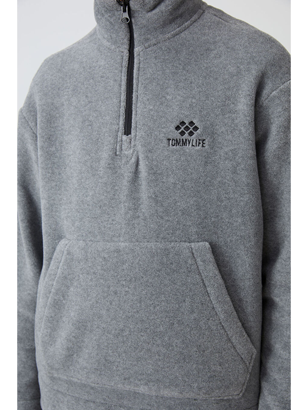 Gri Melanj Kalın Yumuşak Dokulu Standart Fit Nakışlı Polar Erkek Çocuk Eşofman Takım - 11218-4