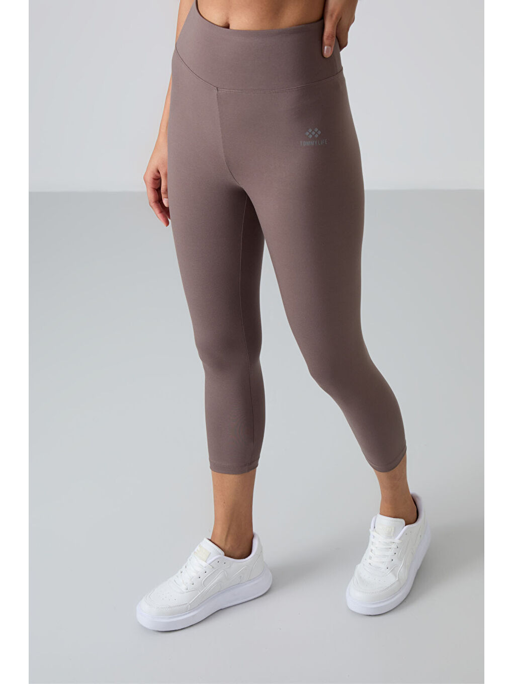 Kahverengi Yüksek Bel Slim Fit Dar Paça Kadın Kapri Tayt - 93097-1