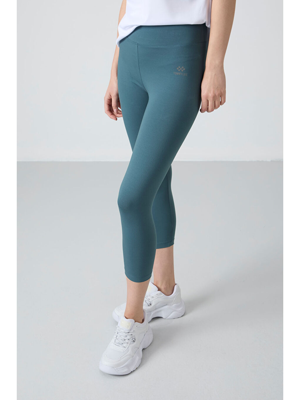 Orman YeşiliYüksek Bel Slim Fit Dar Paça Kadın Kapri Tayt - 93097-1