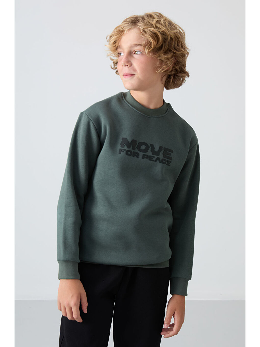 Haki Pamuklu Kalın İçi Tüylü Yumuşak Dokulu Standart Fit Baskılı Erkek Çocuk Sweatshirt - 11216-3