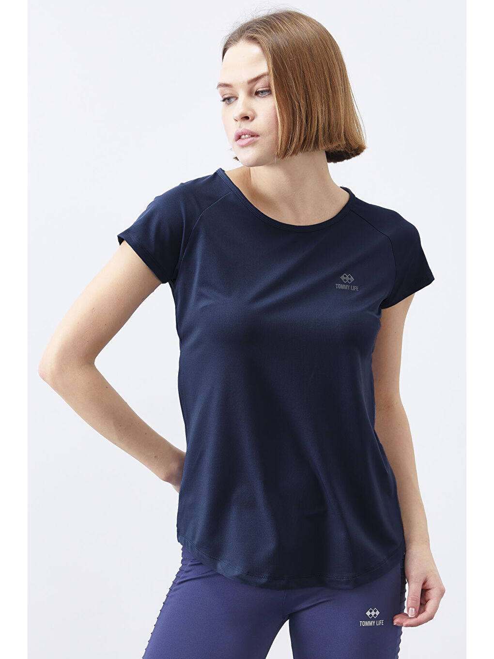 İndigo Sırt Pencereli Kısa Kol Standart Kalıp O Yaka Kadın T-Shirt - 97101-1