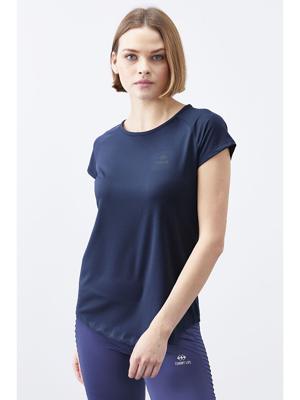 İndigo Sırt Pencereli Kısa Kol Standart Kalıp O Yaka Kadın T-Shirt - 97101-4