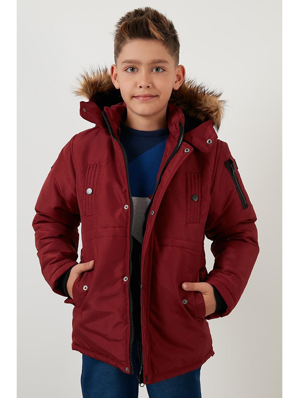 Bordo Yakası Suni Kürklü Peluş Astarlı Kapüşonlu Dar Kesim Mont 6031050-1