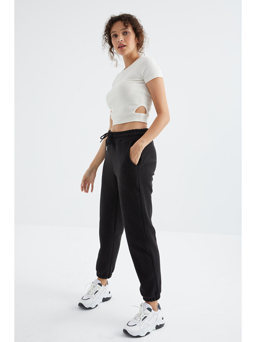 Siyah Yüksek Bel Basic Bağcıklı Jogger Polar Kadın Eşofman Alt - 94622-4
