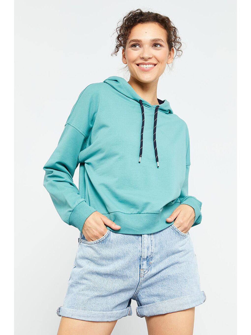 Mint Yeşili Uzun Kol Rahat Form Kapüşonlu Kadın Sweatshirt - 97115