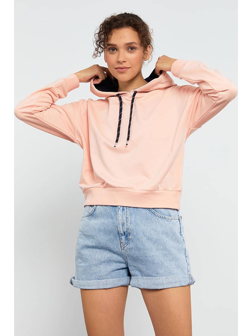 Pembe Uzun Kol Rahat Form Kapüşonlu Kadın Sweatshirt - 97115-4