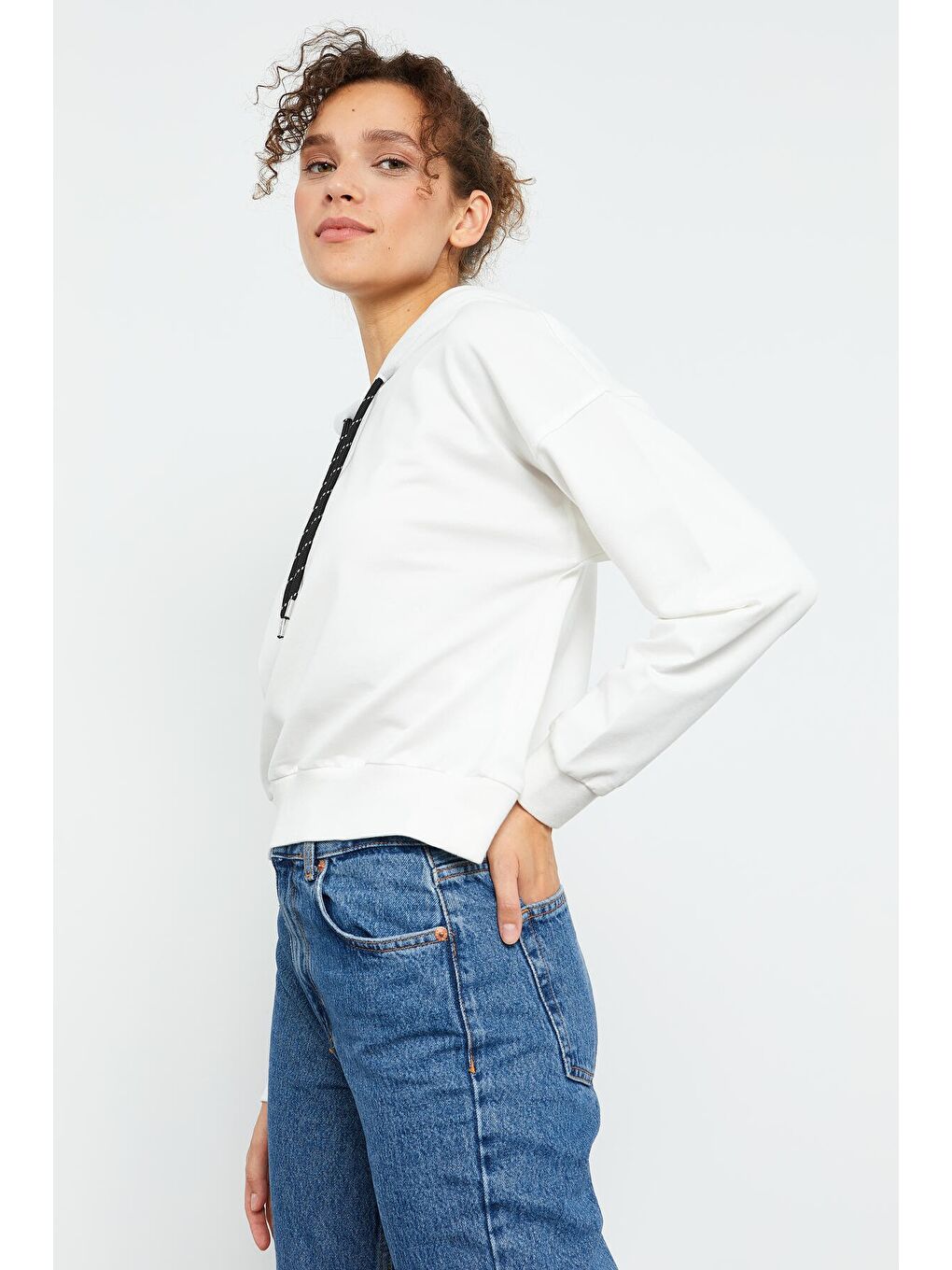 Ekru Uzun Kol Rahat Form Kapüşonlu Kadın Sweatshirt - 97115-3